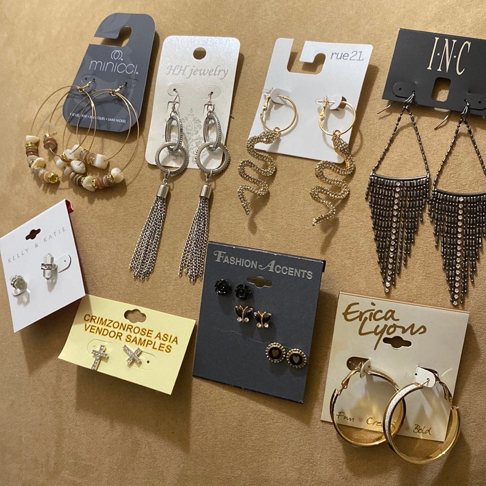 💎💎 NWT EARRING BUNDLE! 10 PAIRS!! 💎💎
